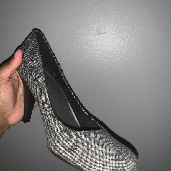 Heels - Picture 2 of 6